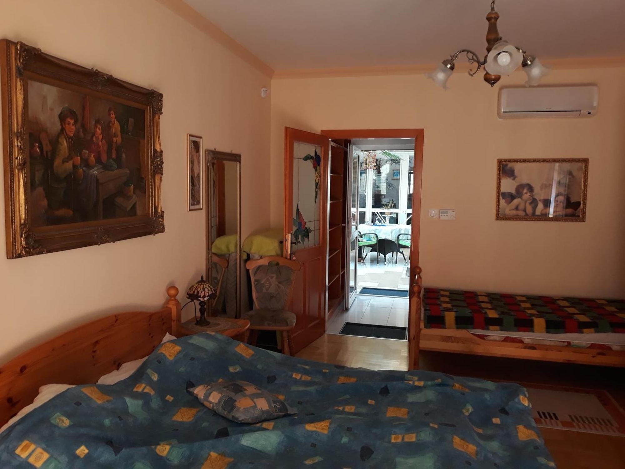 Kenezy Lux Apartman Vendeghaz Hajdúszoboszló Eksteriør bilde